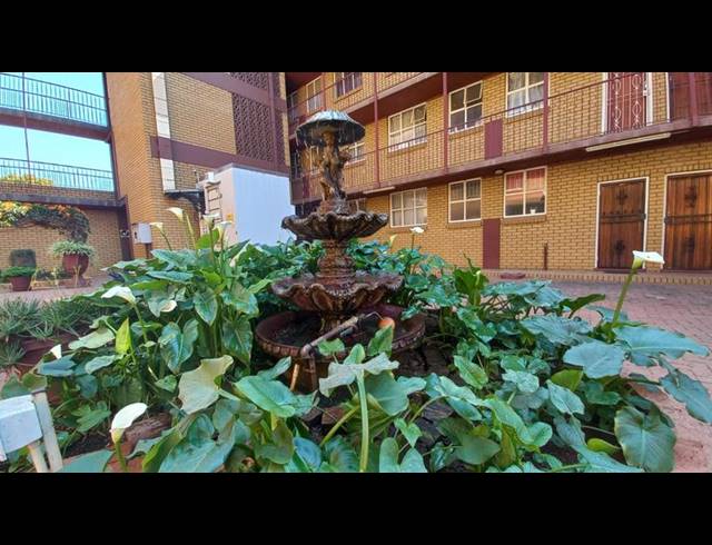 2 BEDROOM APARTMENT FOR SALE IN PRETORIA GARDENS